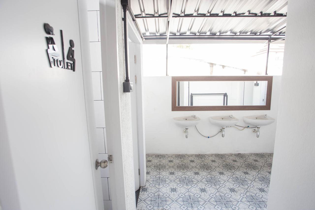 Sleep With You - Hatch Co-Living And Co-Working Space Chiang Mai Exterior photo